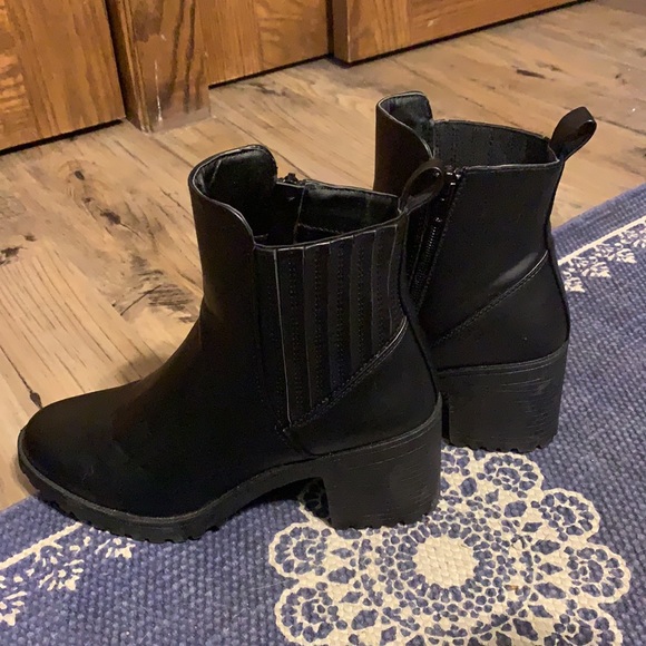 Black Zip-up Booties. Hardly worn! - Picture 6 of 6